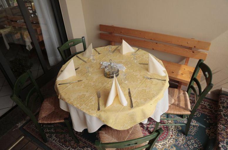 Hotel Ristorante Vittoria San Fedele Intelvi Eksteriør bilde